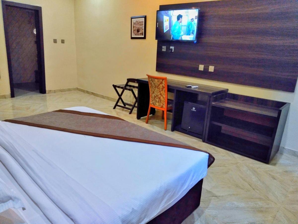 Wetland Hotel Ughelli Exterior foto